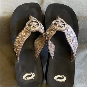 Fun flip flops!